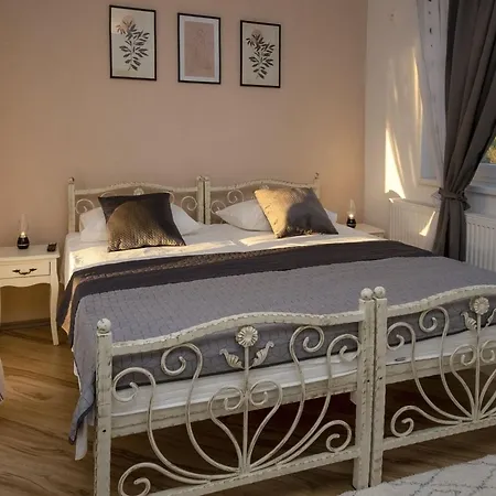 Whitestone - Three Bedroom With Swimming Pool * Sibenik