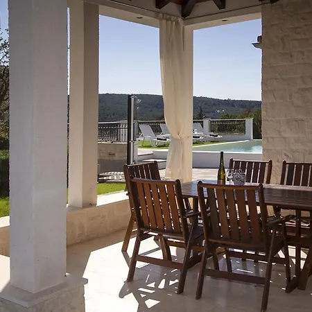 Whitestone - Three Bedroom With Swimming Pool * Sibenik